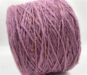 {{photo.Alt || photo.Description || 'Фиолетовая пряжа в бобинах Tweed меринос (75%) ПА (25%)'}}